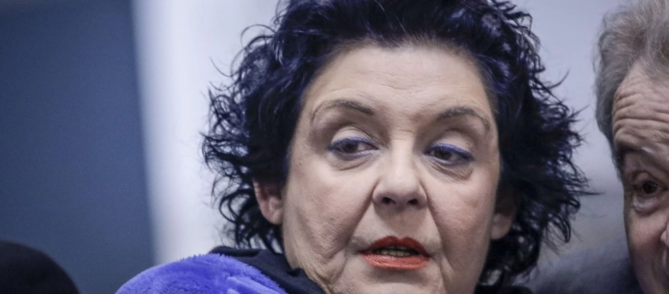 Λ.Κανέλλη: «Εγώ να πάω να δω την ταινία του Βαρουφάκη; - Προτιμώ να βγάλω βόλτα τον σκύλο»